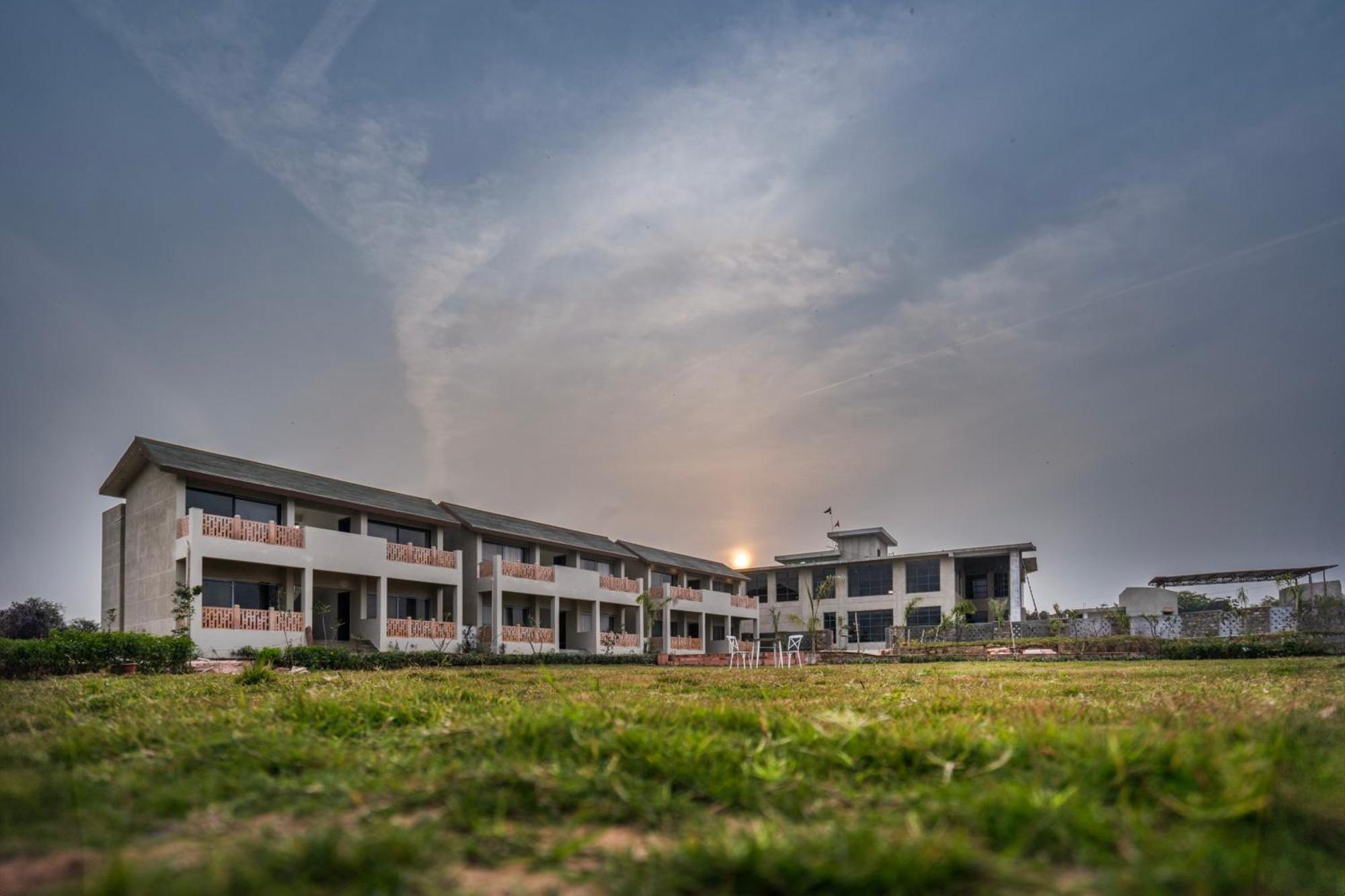 Palpur Fort A Kuno Wildlife Resort, Morawan Sesaipura Luaran gambar